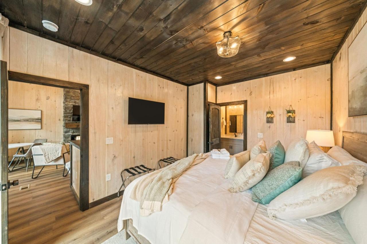 Cozy Cove Retreat W Lake View Hot Tub Firepit Dandridge Bagian luar foto