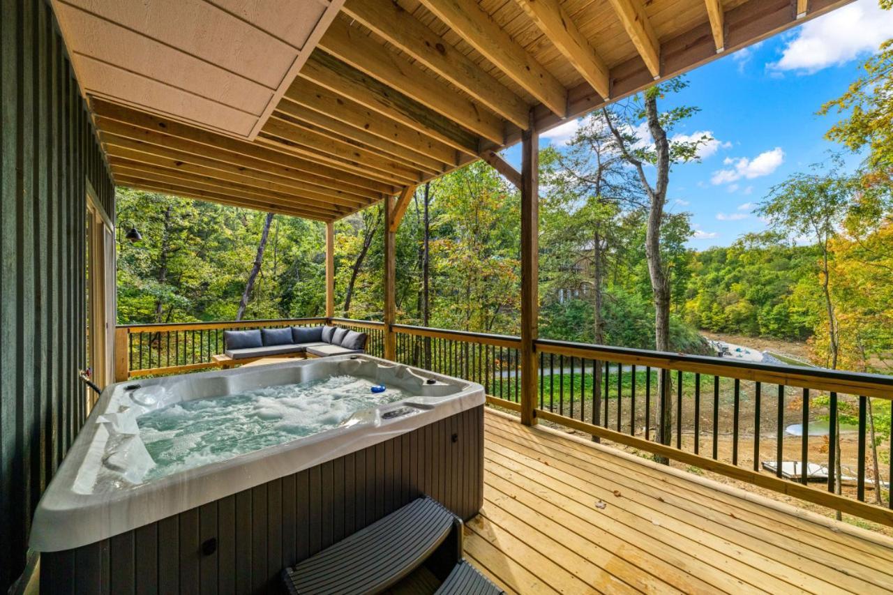 Cozy Cove Retreat W Lake View Hot Tub Firepit Dandridge Bagian luar foto