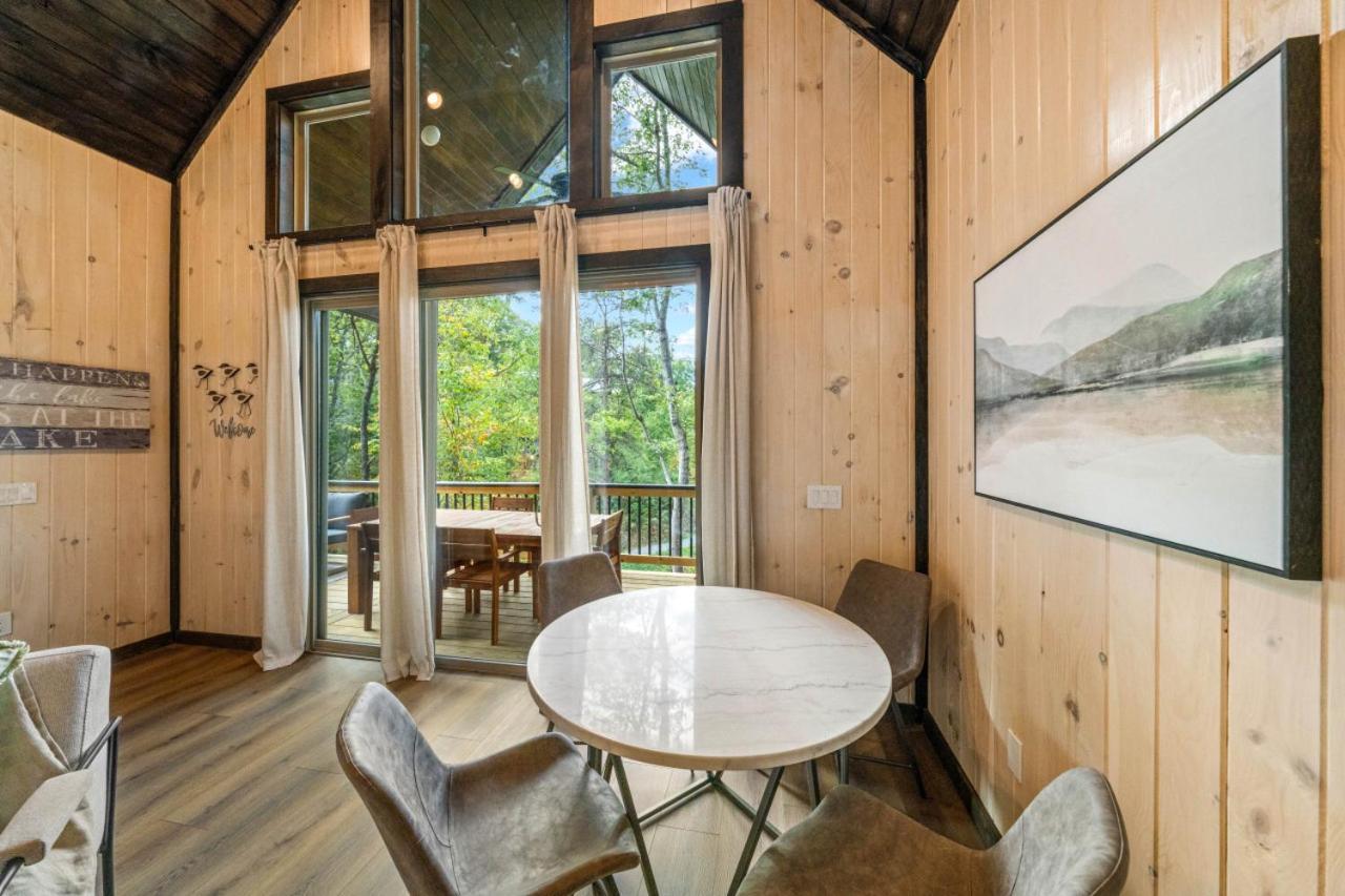 Cozy Cove Retreat W Lake View Hot Tub Firepit Dandridge Bagian luar foto